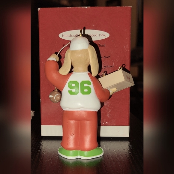 Hallmark Keepsake 1996 "Fan-tastic Season" Fan Dog Sports Ornament Vintage - Picture 3 of 5